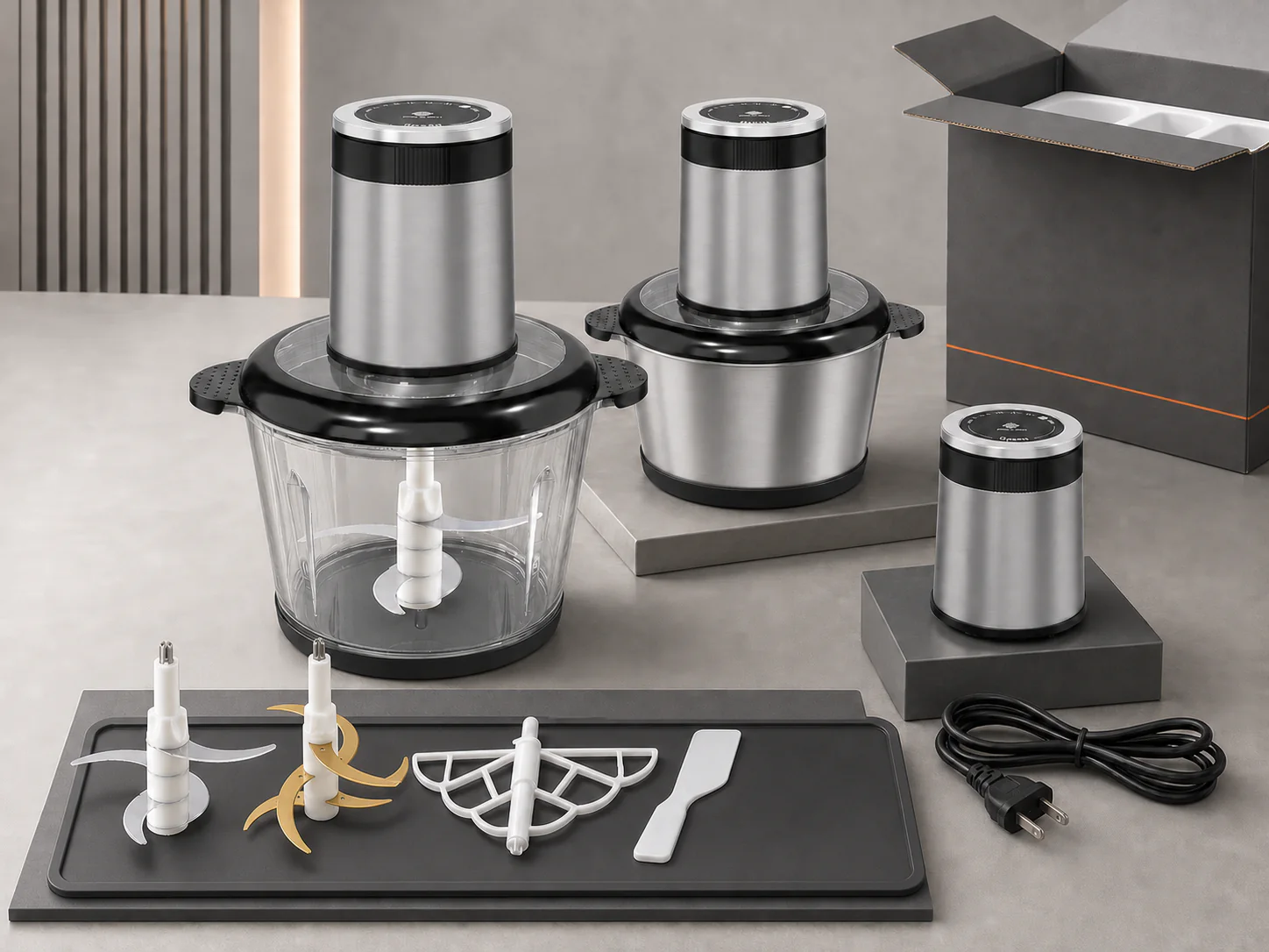 Small kitchen appliance shown with protective foam, carton and printed-material placeholders